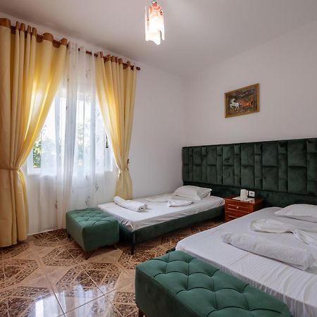 Duraj Apartment Sarandë Esterno foto