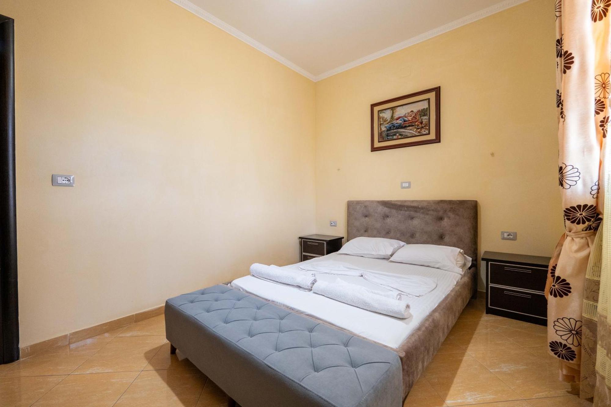 Duraj Apartment Sarandë Esterno foto